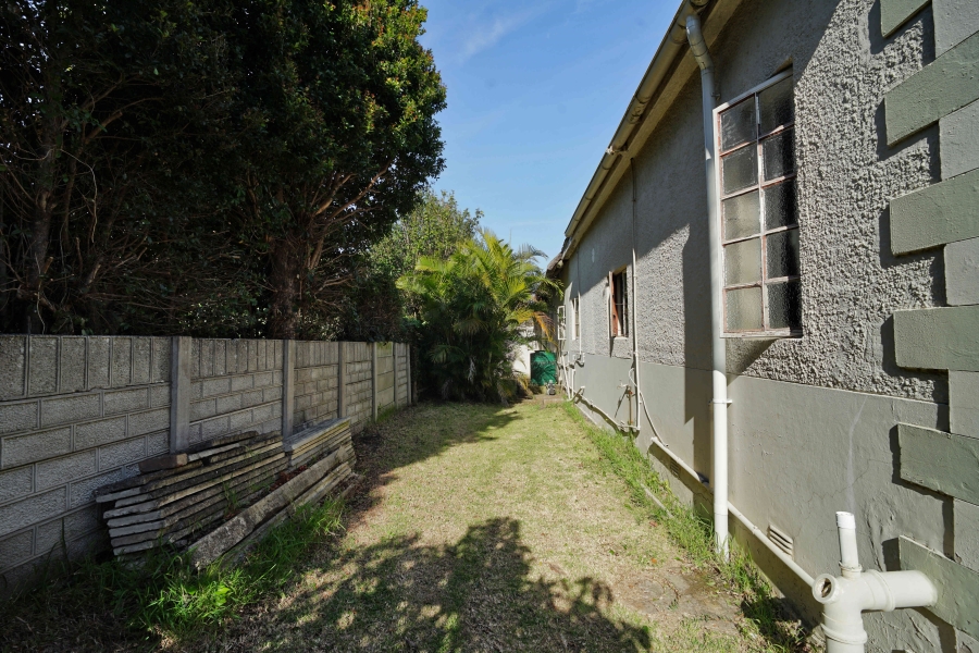 5 Bedroom Property for Sale in Vincent Eastern Cape